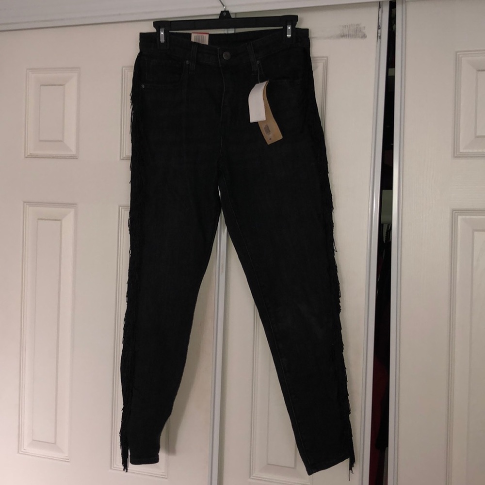 fringe Levi jeans 👖